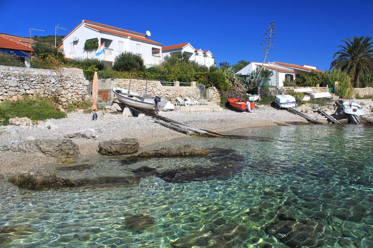 Apartments By The Sea Milna, Vis - 8895 Rukavac  Ngoại thất bức ảnh