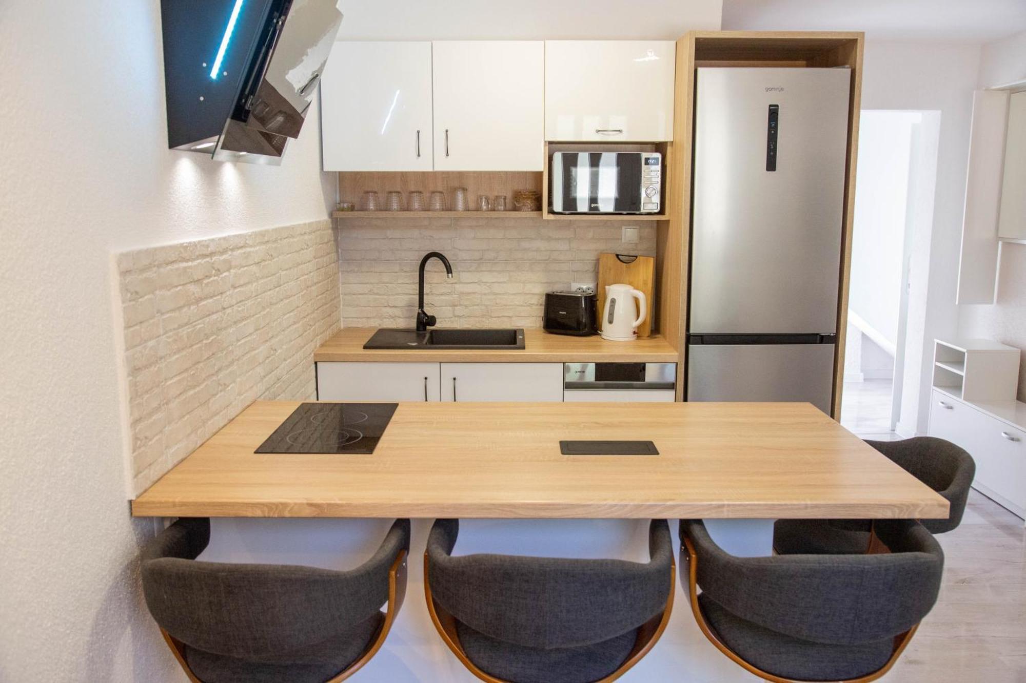 Apartments By The Sea Milna, Vis - 8895 Rukavac  Phòng bức ảnh